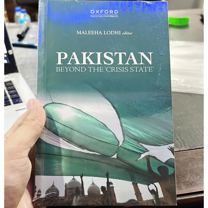 Pakistan: Beyond the 'Crisis State'
Maleeha Lodhi EnglishBookHouse