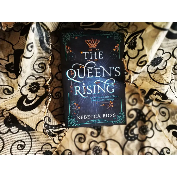 The Queen's Rising EnglishBookHouse