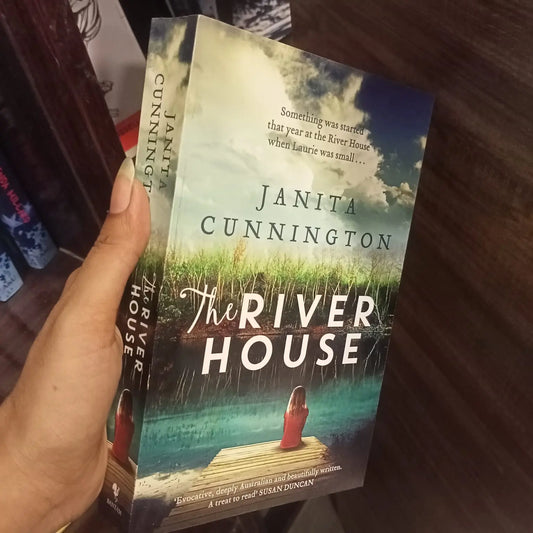 The River House English Book House