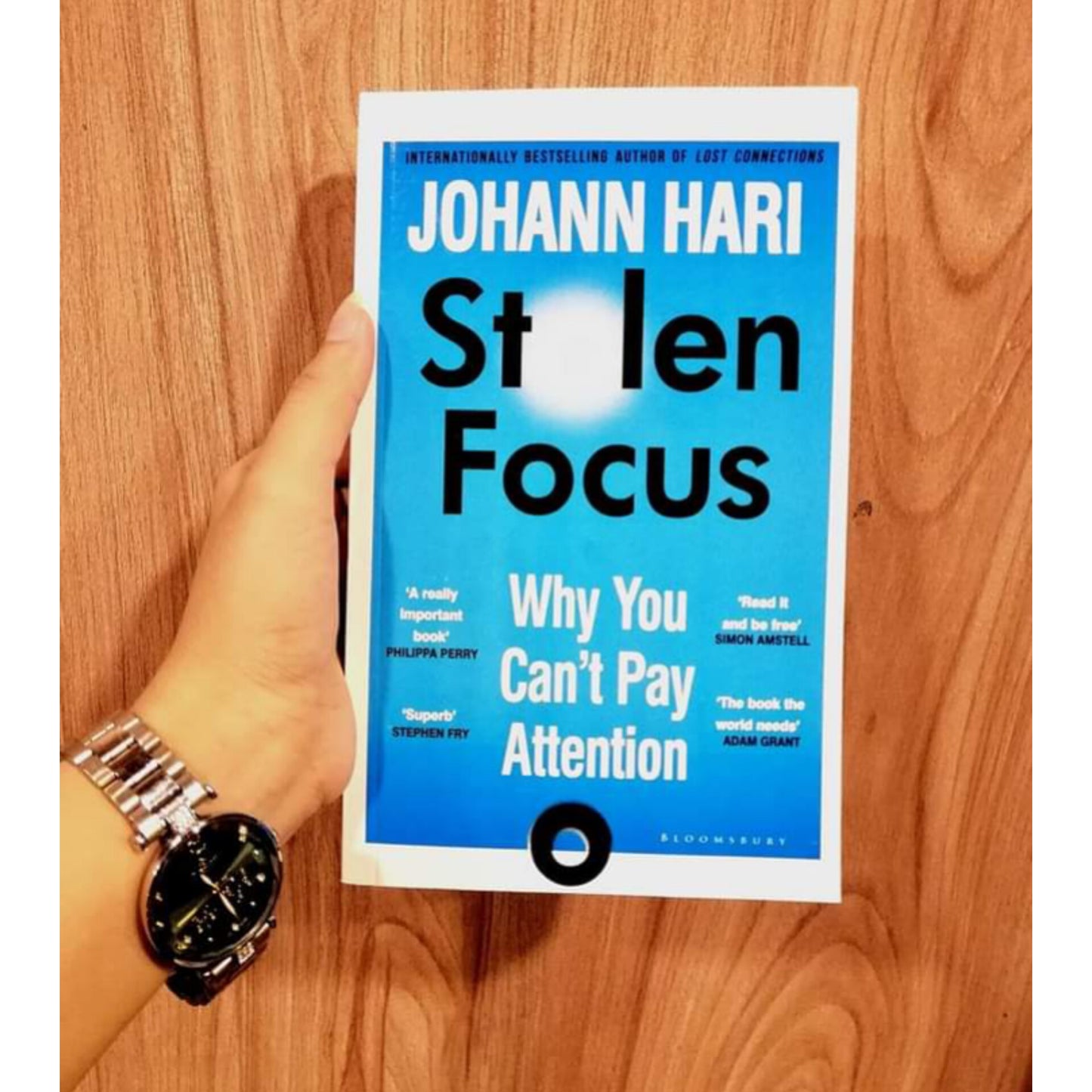 Stolen Focus: (Why You Can't Pay Attention- and How to Think Deeply Again)